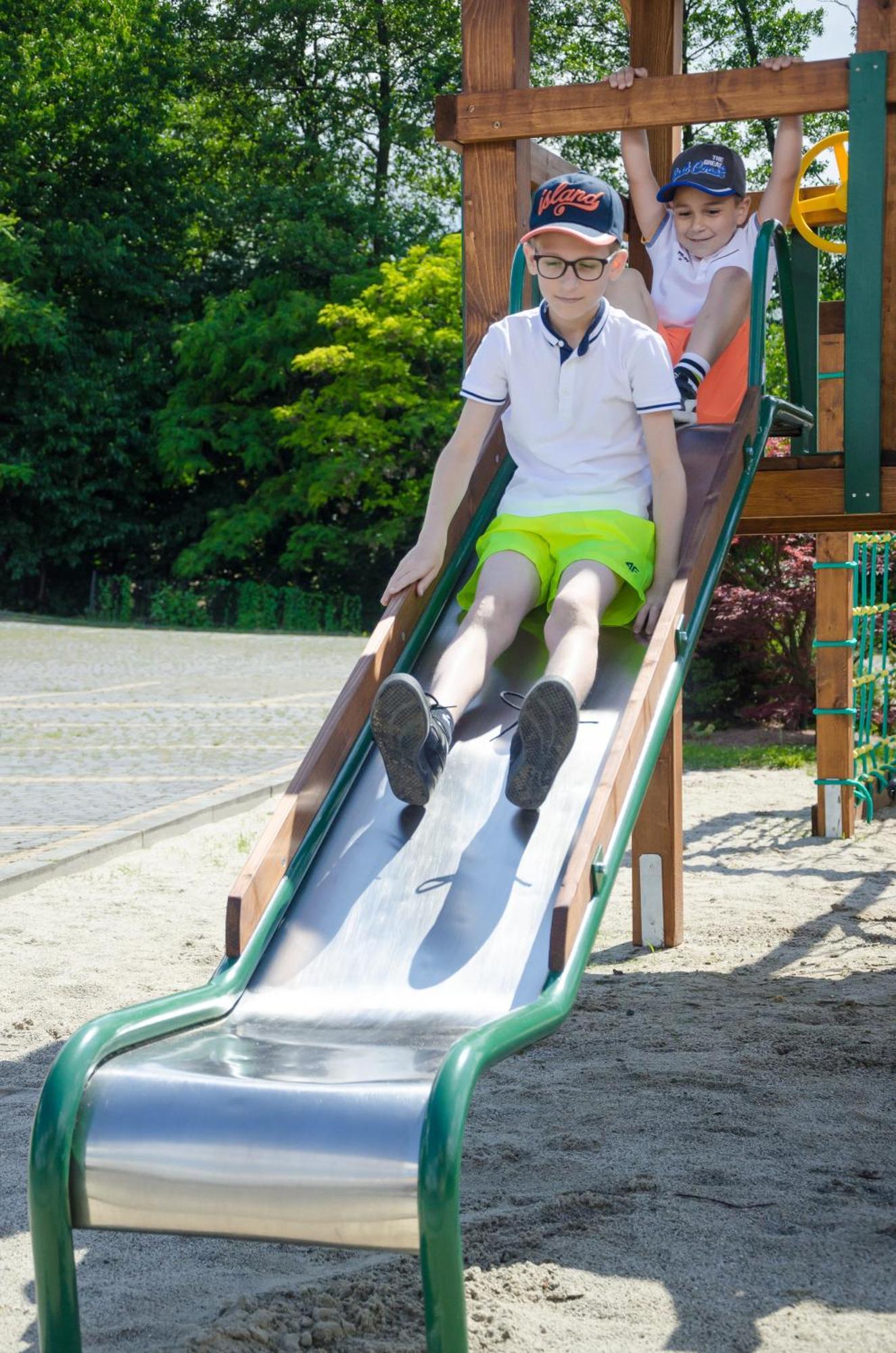 Gosciniec Wodzislawski Wodzisław Śląski Buitenkant foto