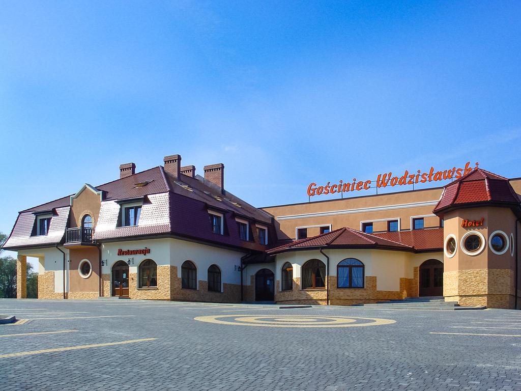 Gosciniec Wodzislawski Wodzisław Śląski Buitenkant foto